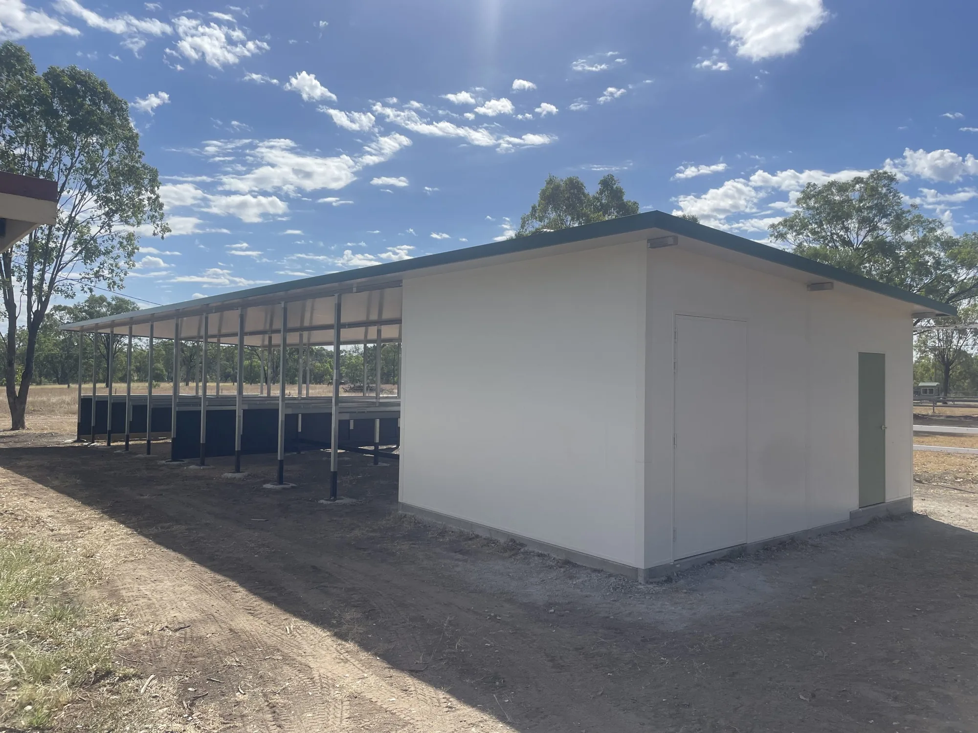 Tie-up Stalls and Swab Box